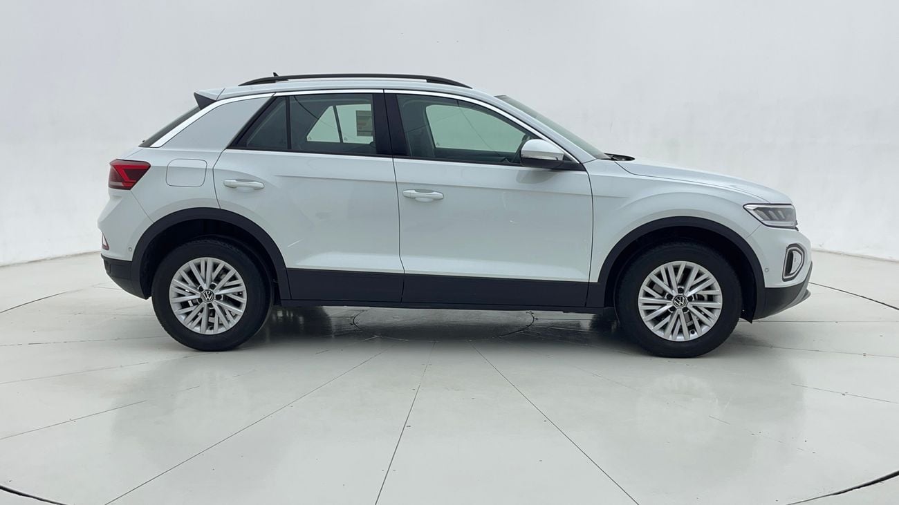 Volkswagen T-ROC 2025 LIFE + | AED 1045/Month | 0 DP | 30 Day Return | Warranty