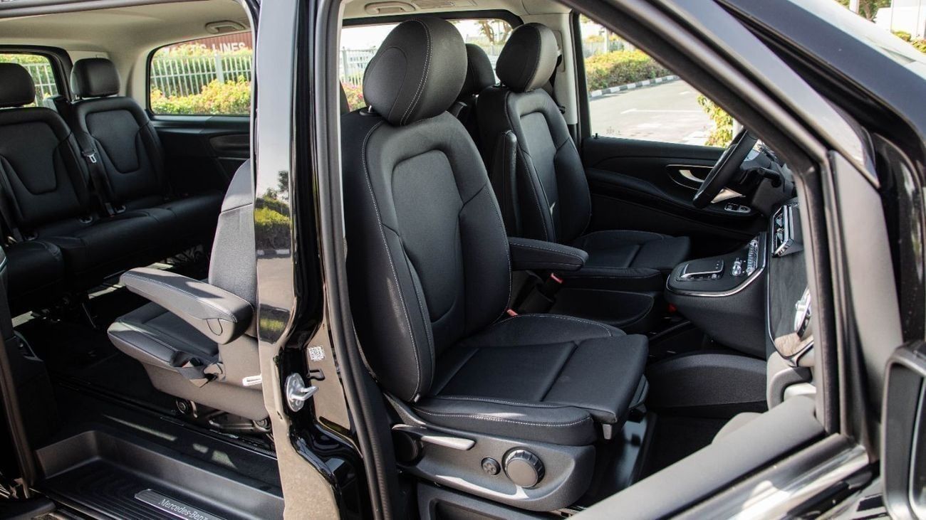 مرسيدس بنز V 300 Avantgarde Plus Extra Long | 2025 | GCC Specs | with 2 Years Agency Warranty