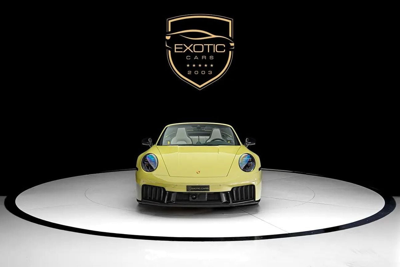 Porsche 911 Carrera GTS 3.0L (450 HP) Convertible