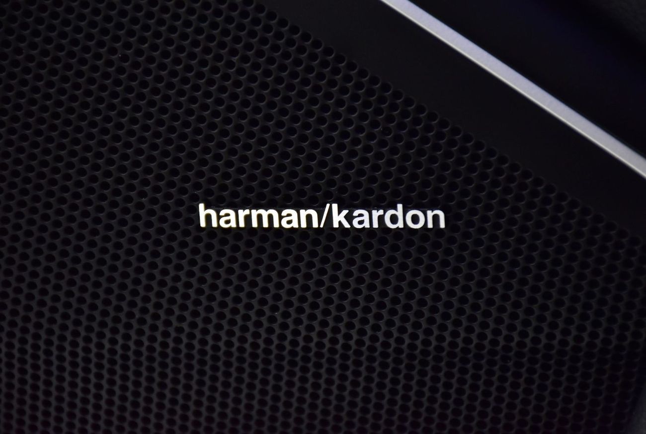 Kia Cadenza EXCELLENT DEAL for our KIA Cadenza ( 2019 Model ) in Dark Blue Color American Specs