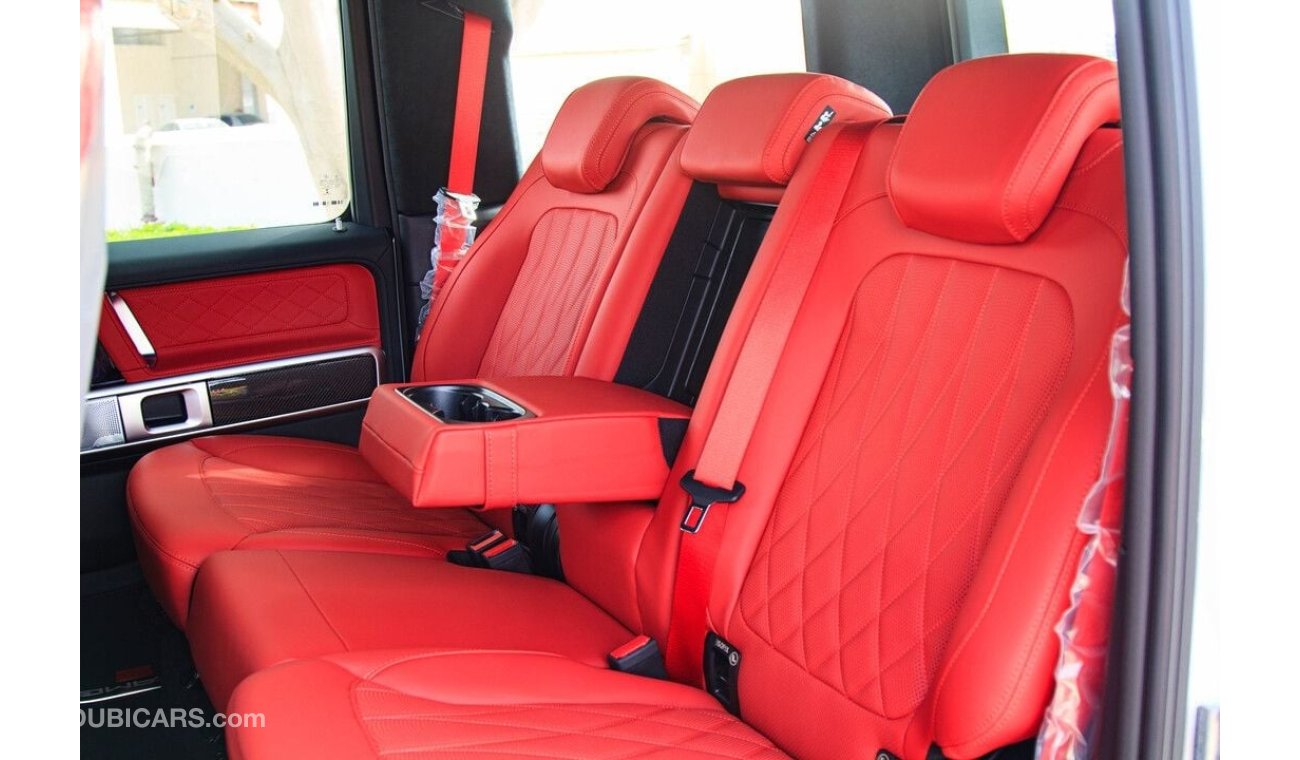 Mercedes-Benz G 63 AMG NIGHT PACK CARBON. Local Registration + 5%