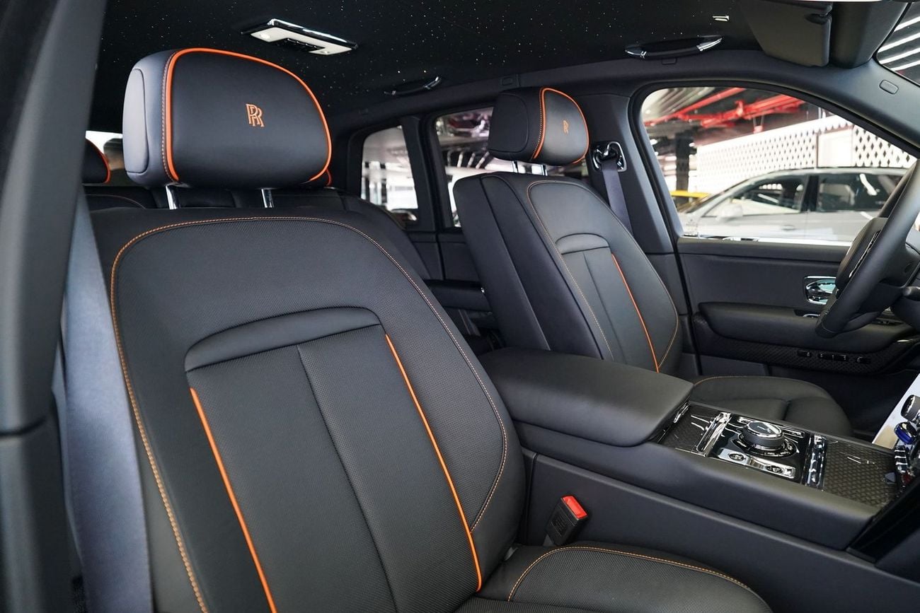 رولز رويس كولينان BLACK BADGE