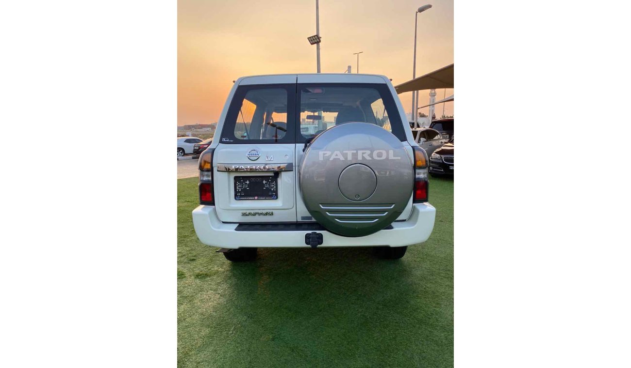 Nissan Patrol Safari //2016// NISSAN SAFARI // VTC4800 //GCC FULL OPTION