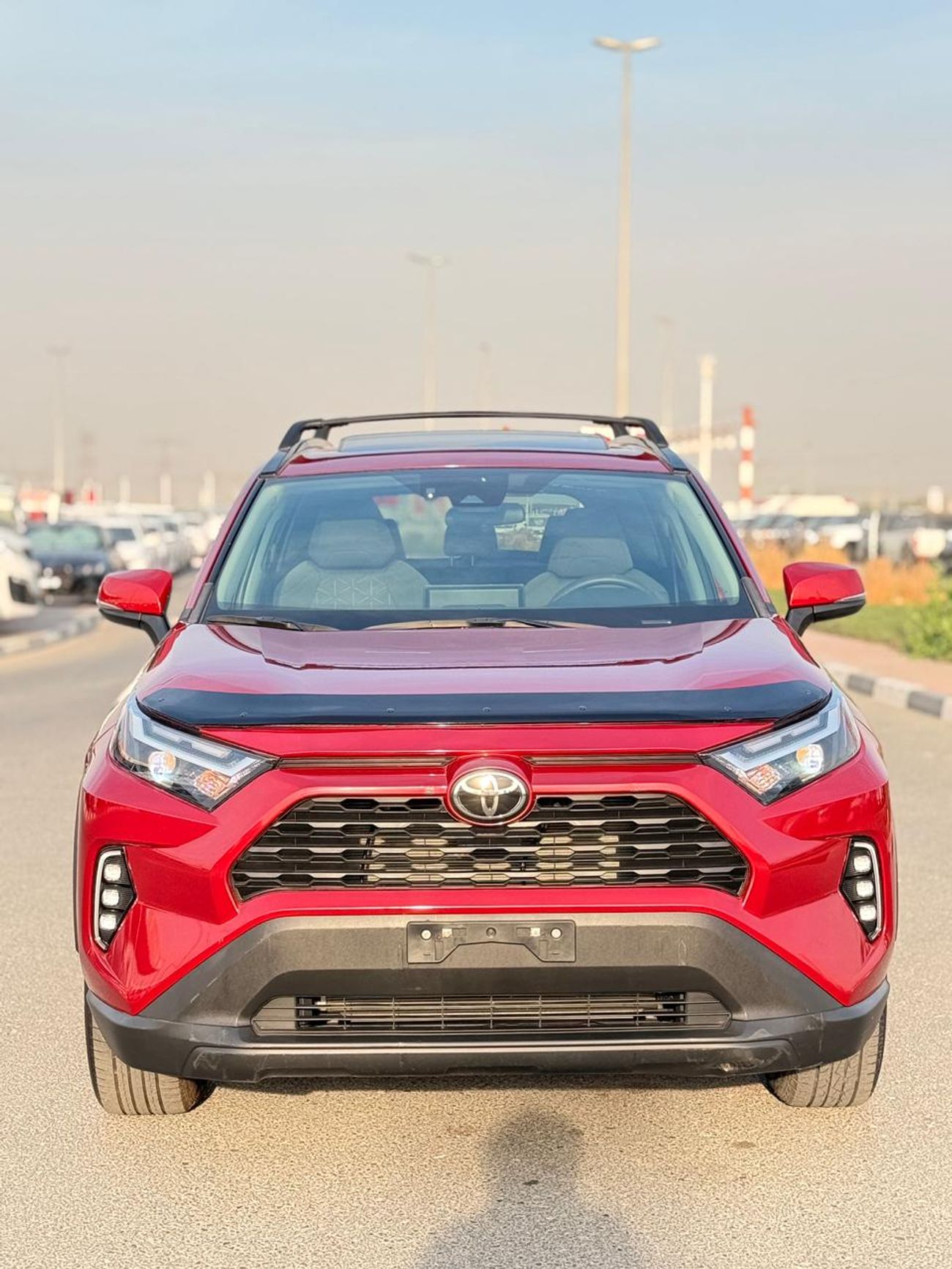Toyota RAV4 XLE 2.5L AWD Full option 2023