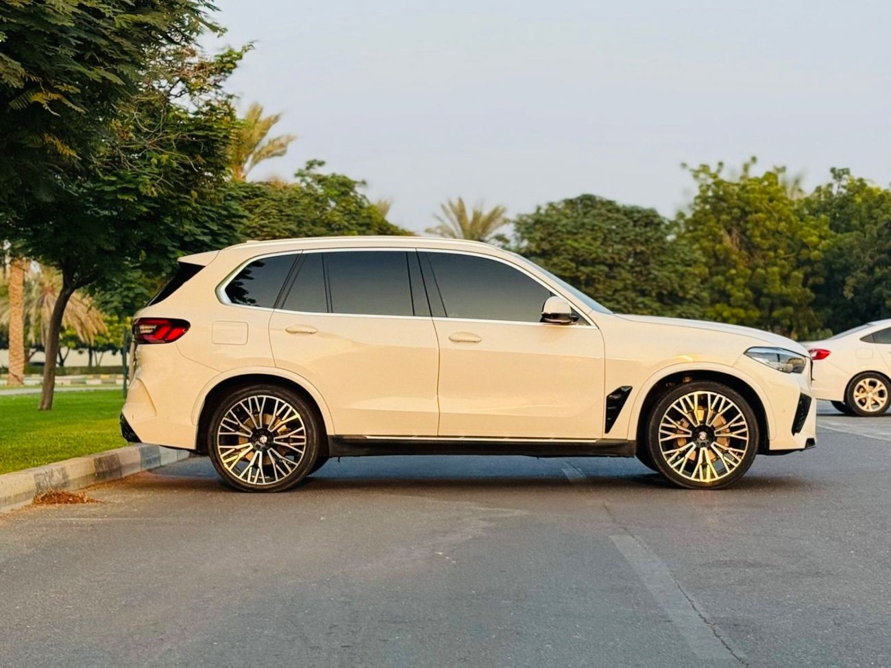 بي أم دبليو X5 40i Exclusive 3.0L