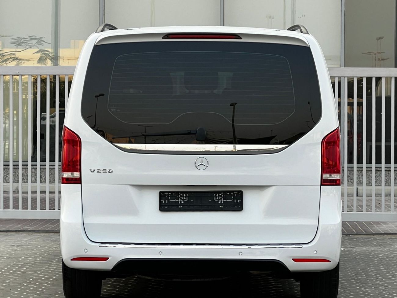 مرسيدس بنز V 250 افانتجارد