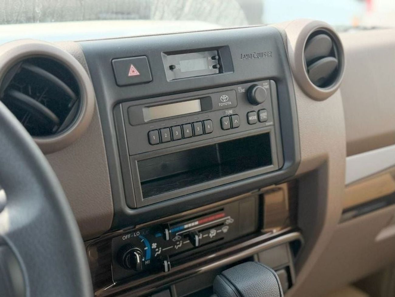 Toyota Land Cruiser Pick Up EXPORT ONLY - LC 79 DOUBLE CABIN AUTOMATIC