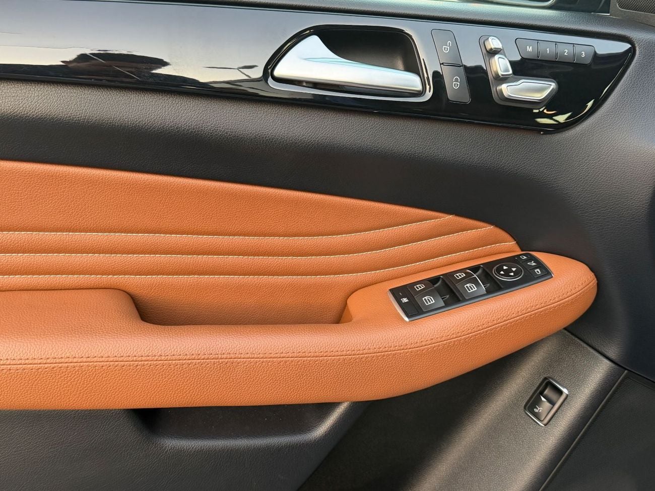 مرسيدس بنز GLE 43 AMG STD
