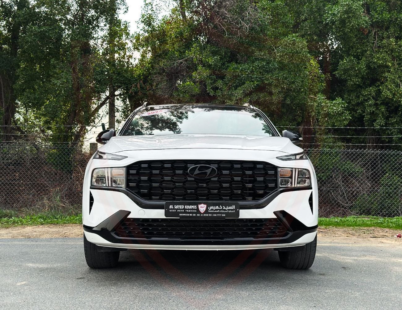 Hyundai Santa Fe Smart 2.4L Hyundai Santa Fe 2024 signature  , GCC , Accident-Free, in Excellent Condition — 1,260 AE