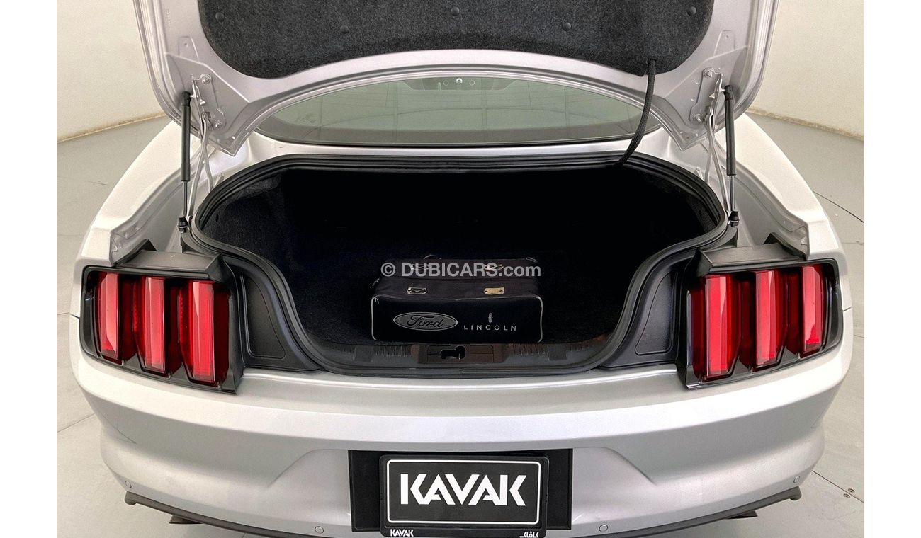 Ford Mustang Standard