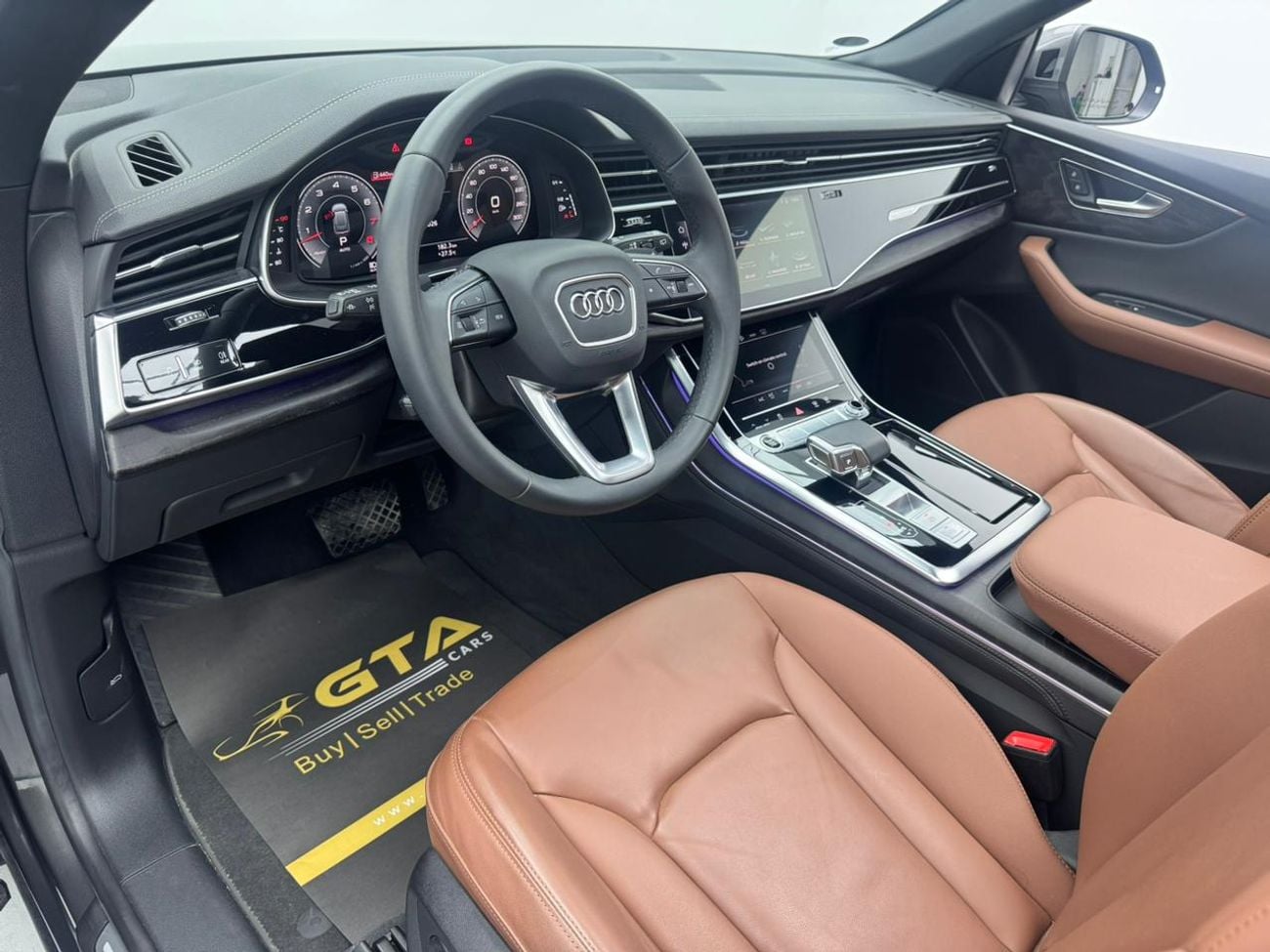 Audi Q8 55 TFSI quattro (340 HP) 2023 Audi Q8 55 TFSI Quattro, 2028 Audi Warranty, Audi Service History, Exc