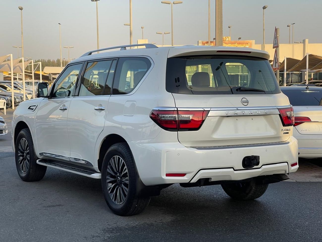Nissan Patrol LE Platinum Nissan Patrol Titanium _GCC_2014_Excellent Condition _Full option