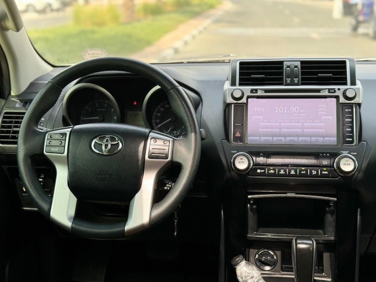 Toyota Prado Toyota prado 2017 V4 black color full options