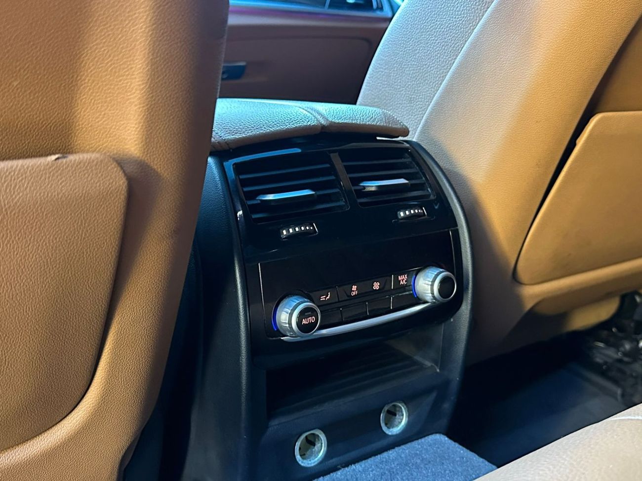 بي أم دبليو 540i Luxury 3.0L