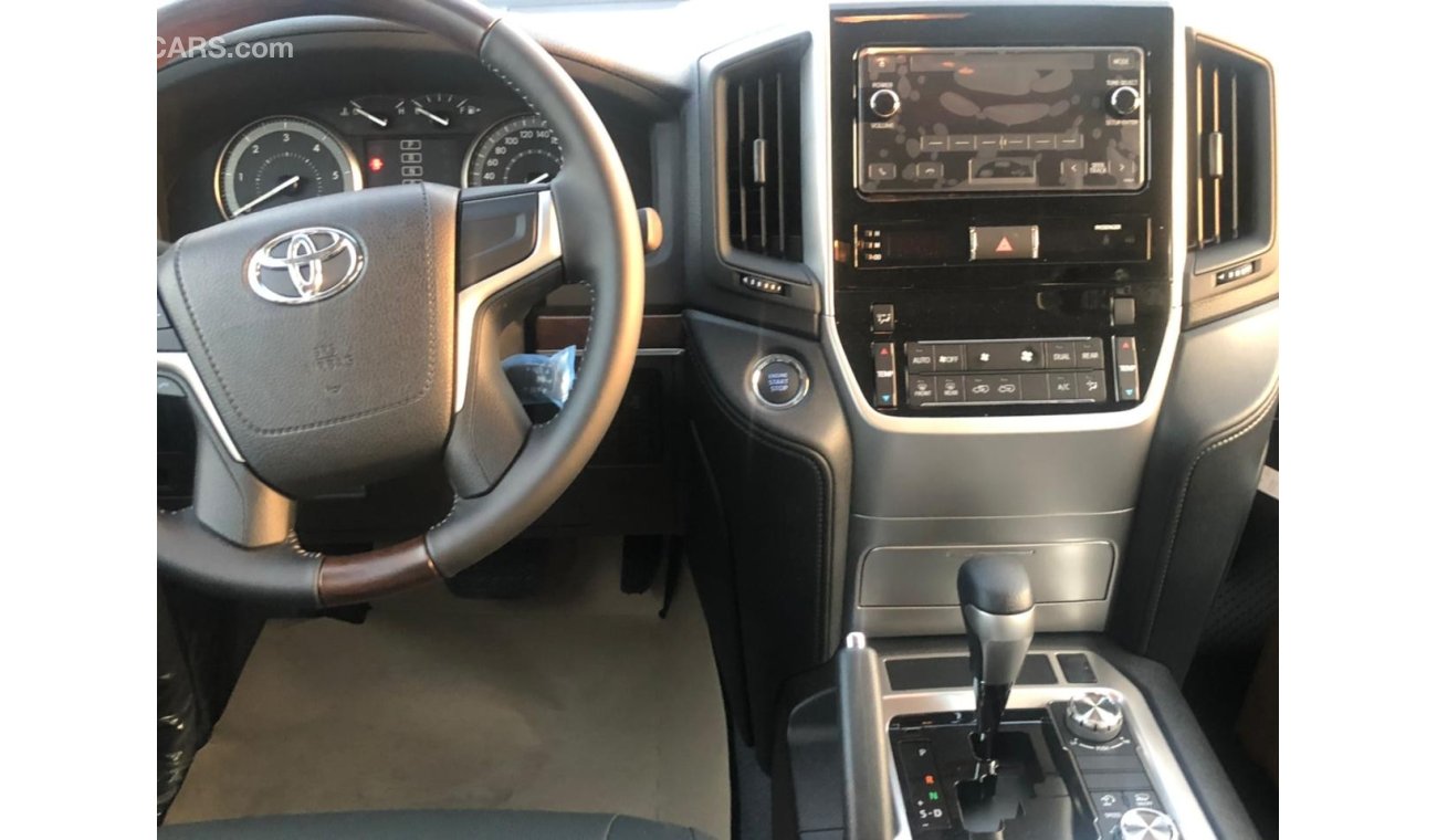 Toyota Land Cruiser TOYOTA LAND CRUISER GX.R, 4.5L, DIESEL, FULL OPTION, WITH LEATHER , BLACK COLOR, MODEL 2021 FOR EXPO