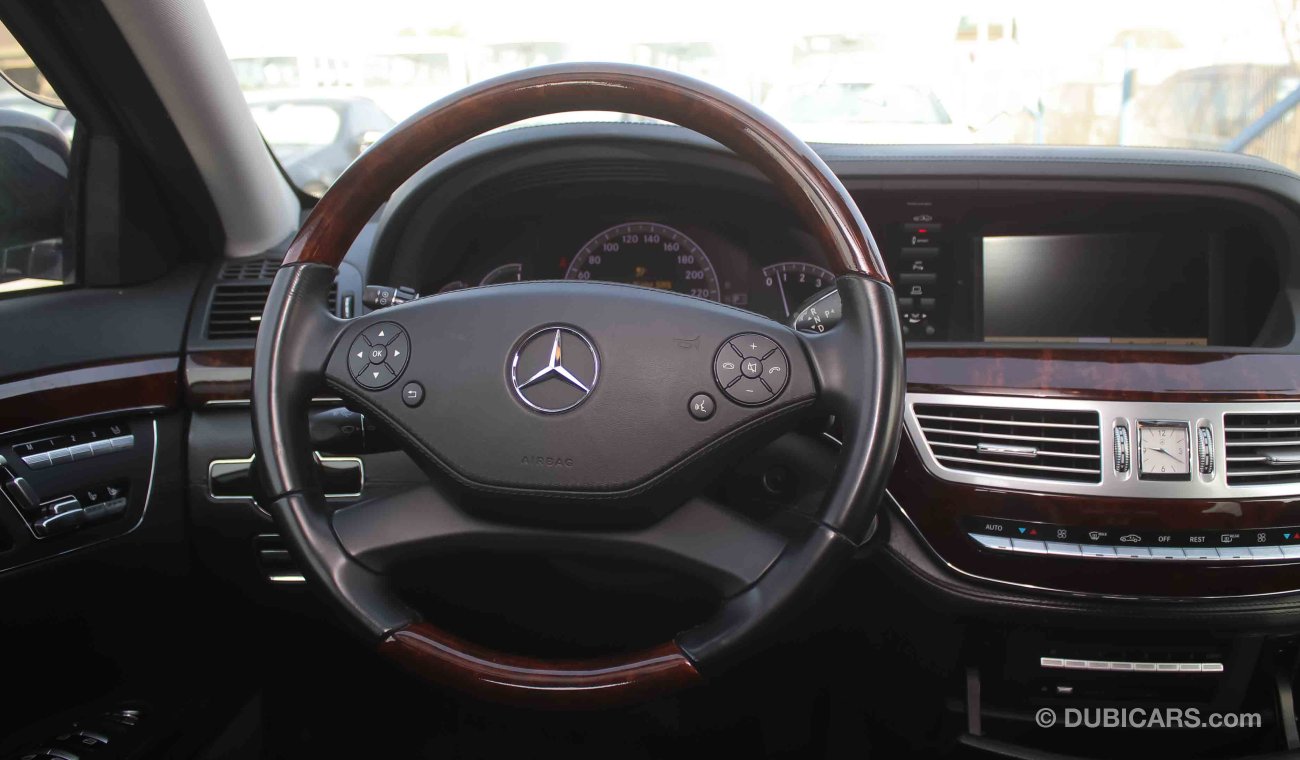 Mercedes-Benz S 500