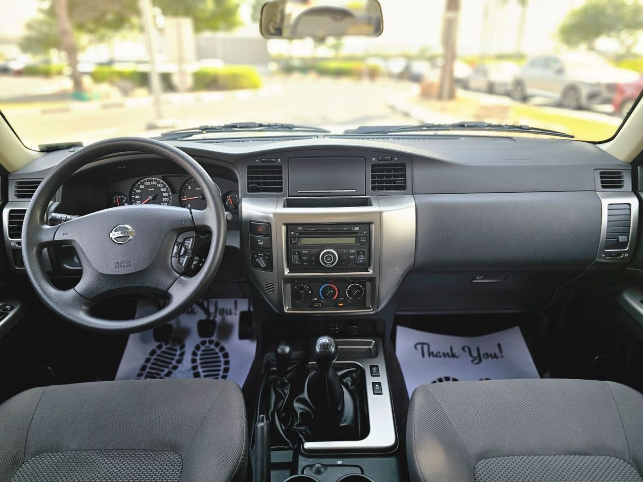 Nissan Patrol Safari GL 4.8L M/T (7 Seater)