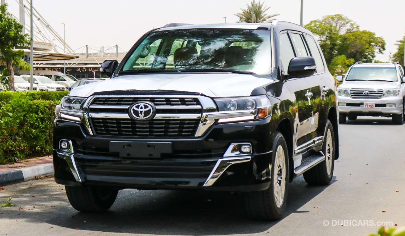 Toyota Land Cruiser GXR V8