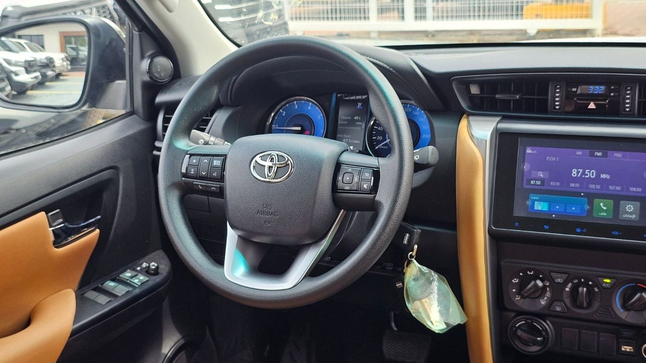 Toyota Fortuner SR5