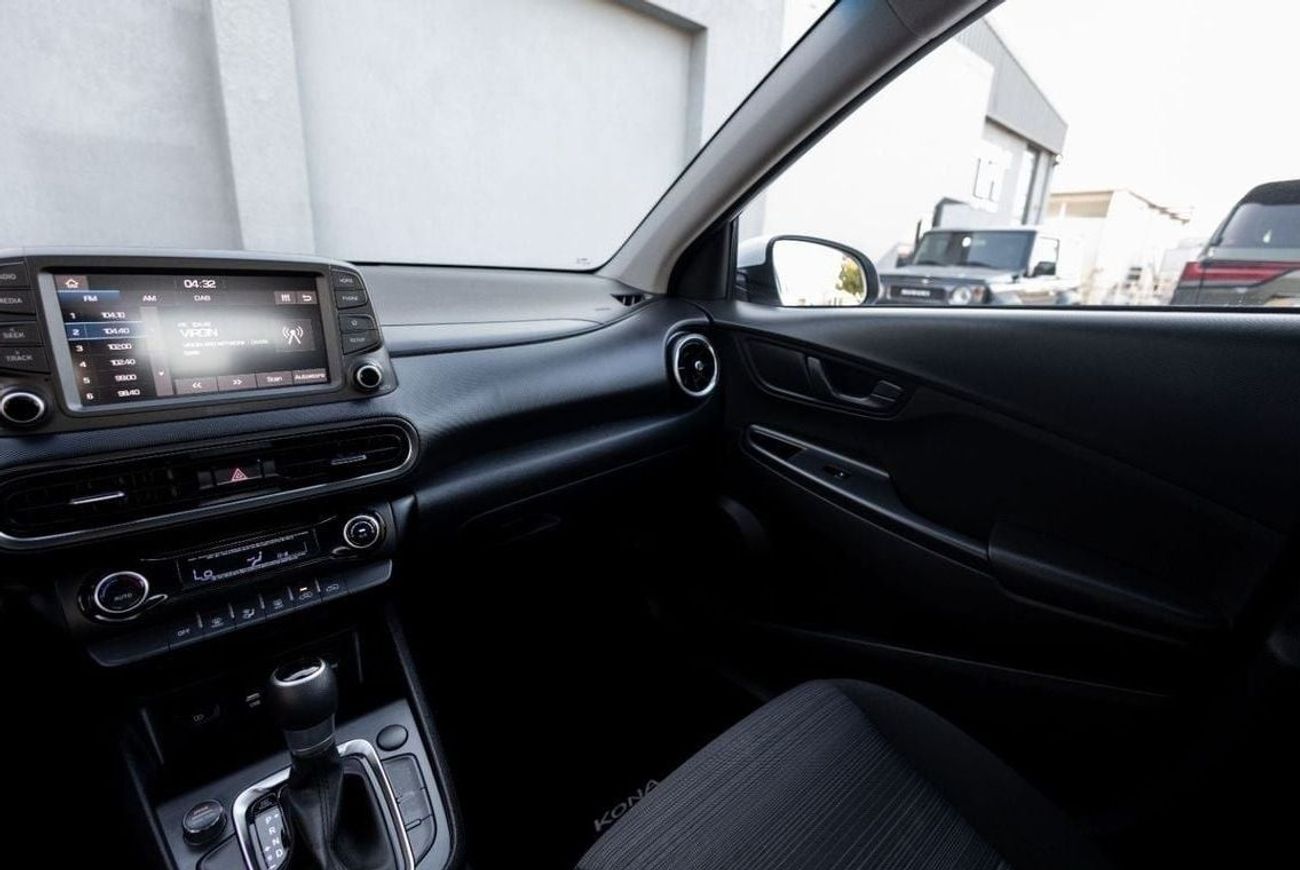 هيونداي كونا Hyundai Kona 2023 GCC under Agency Warranty with Flexible Down-Payment.