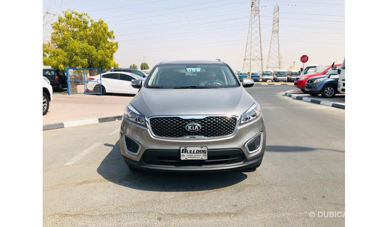 كيا سورينتو 2.4L - EXCELLENT CONDITION & PRICE - READY TO EXPORT