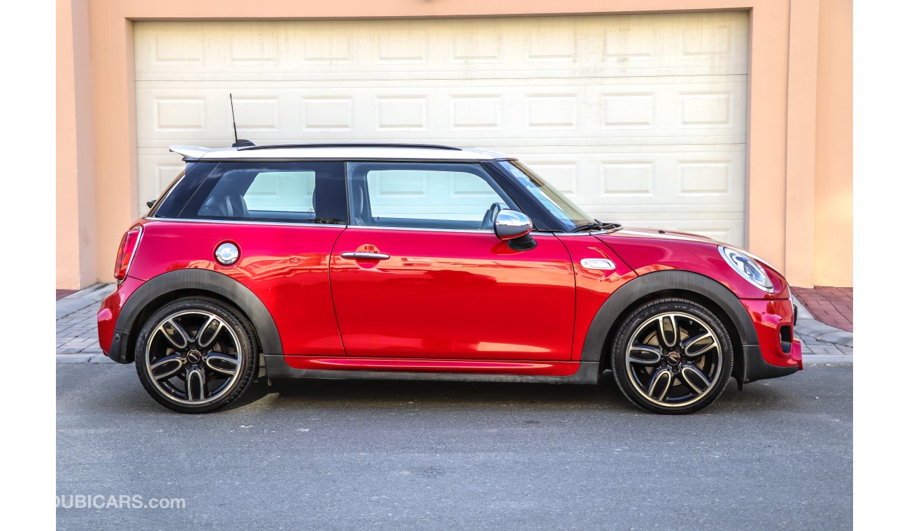 Mini Cooper S 2016 GCC under Agency Warranty with Zero Down-Payment.