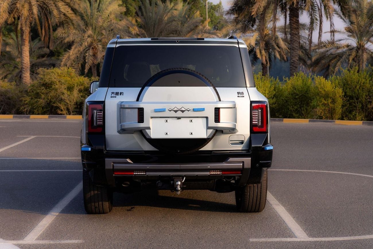 BYD Leopard 8 Smart and Brave Flagship Edition (7 Seats)