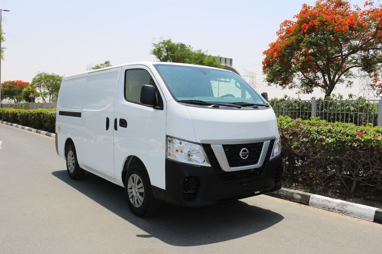 نيسان أورفان NISSAN URVAN 2021 GCC MANUAL GEAR DELIVERY VAN    Panel Van High Roof 2.5L M/T Petrol