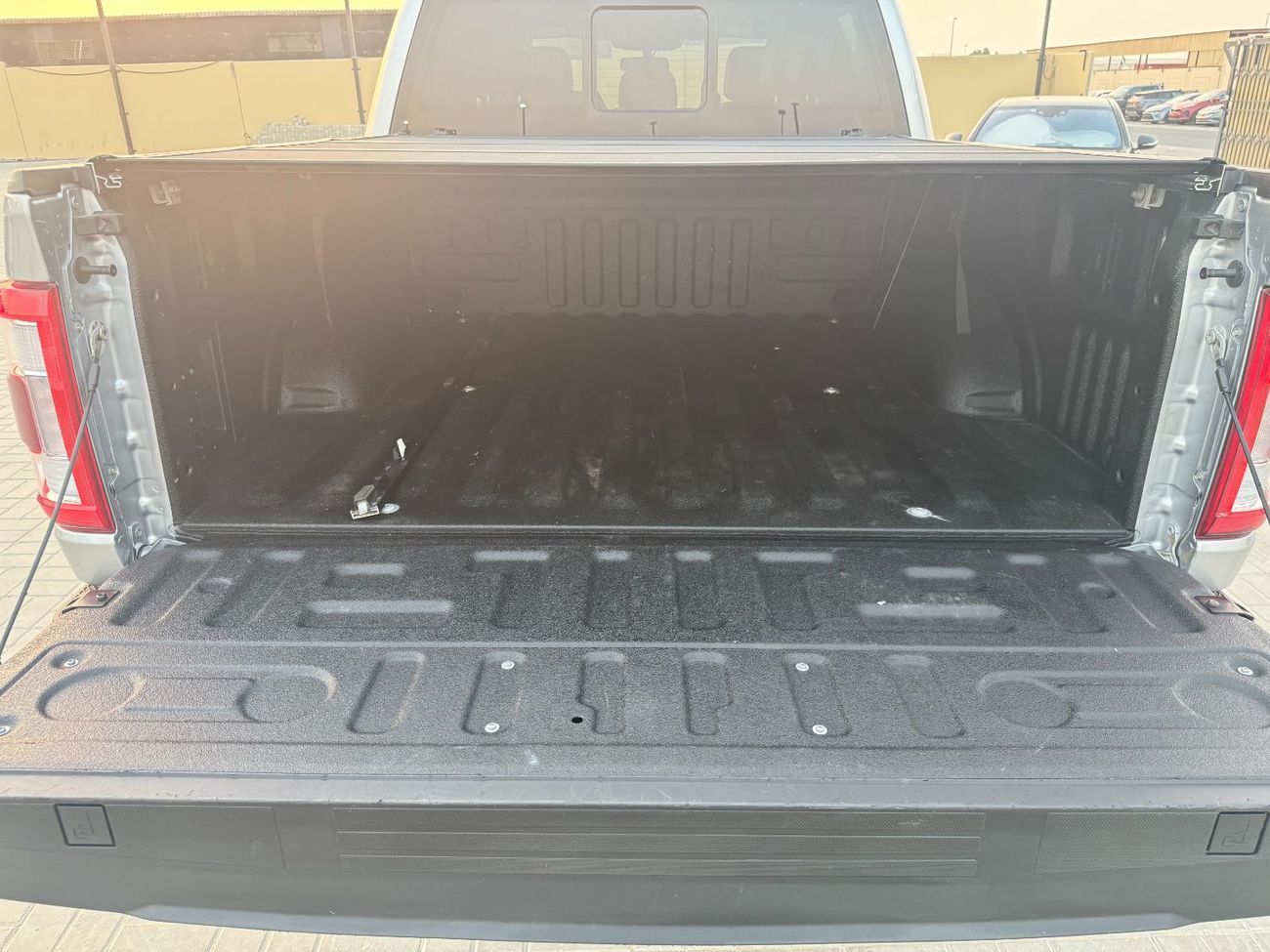 فورد F 150 3.5L PowerBoost Hybrid V6 Super Crew Lariat