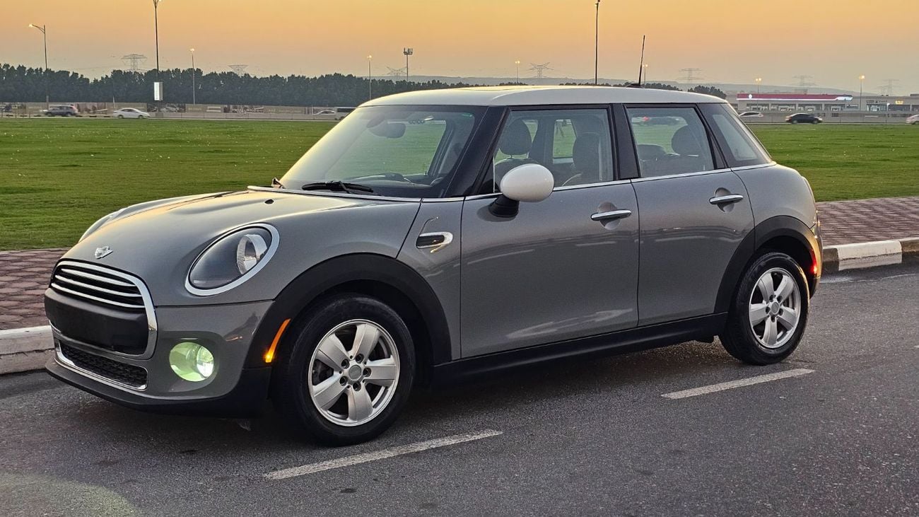 Mini Cooper Std 1.5L (4 Seater)