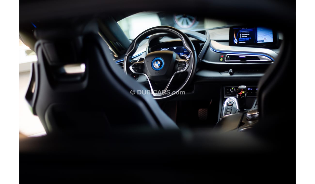 BMW i8
