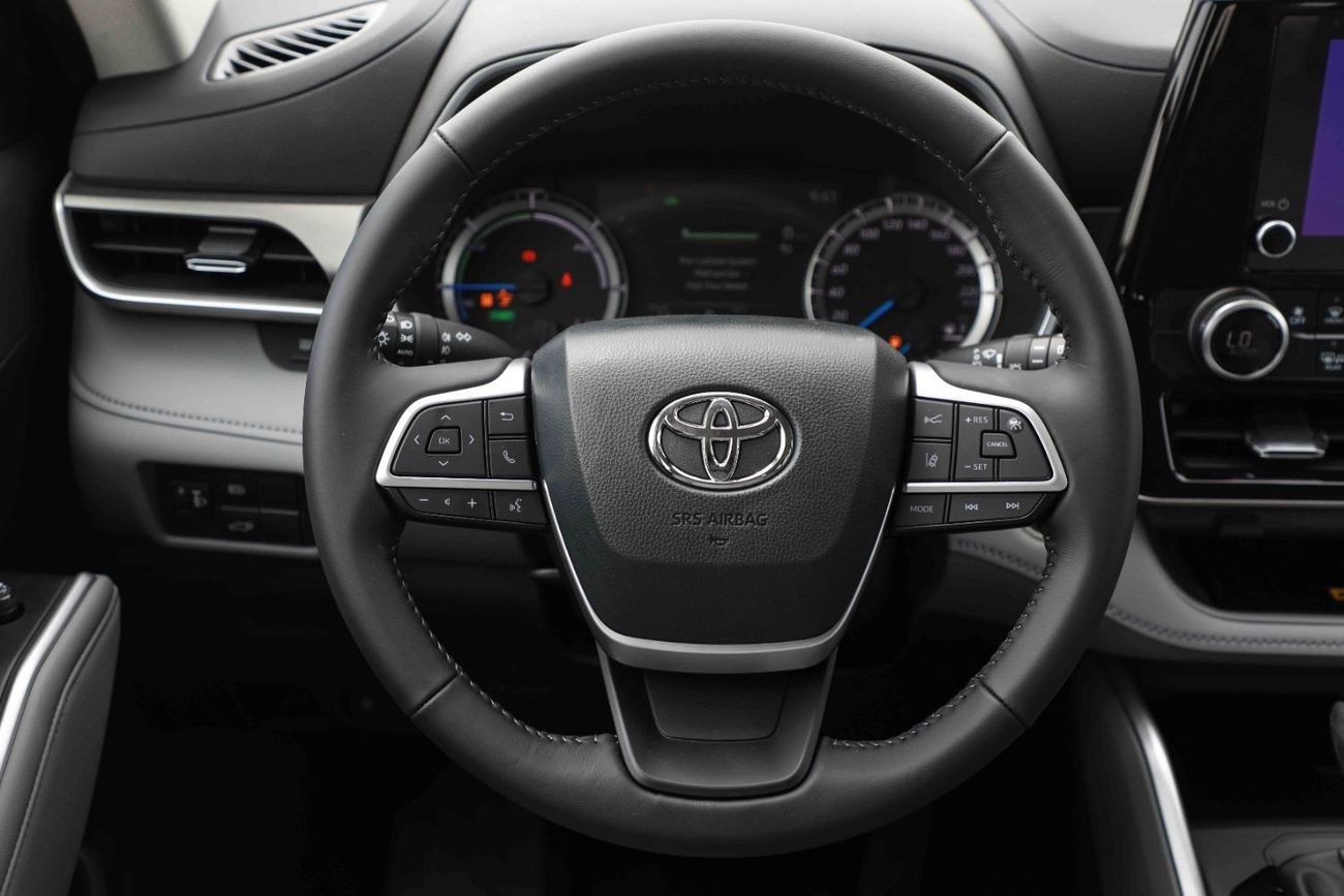 Toyota Highlander 2024 TOYOTA HIGHLANDER XLE 2.5 - Hybrid - PLATINUM WHITE PEARL inside GREY | Export Only