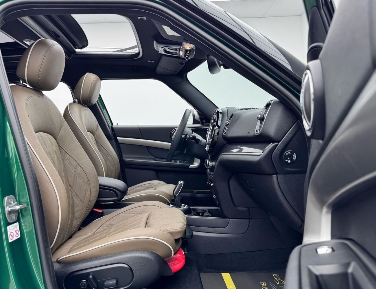 Mini Cooper S Countryman 2020 Mini Countryman S, Warranty, Service Pack, Very Low Kms, GCC