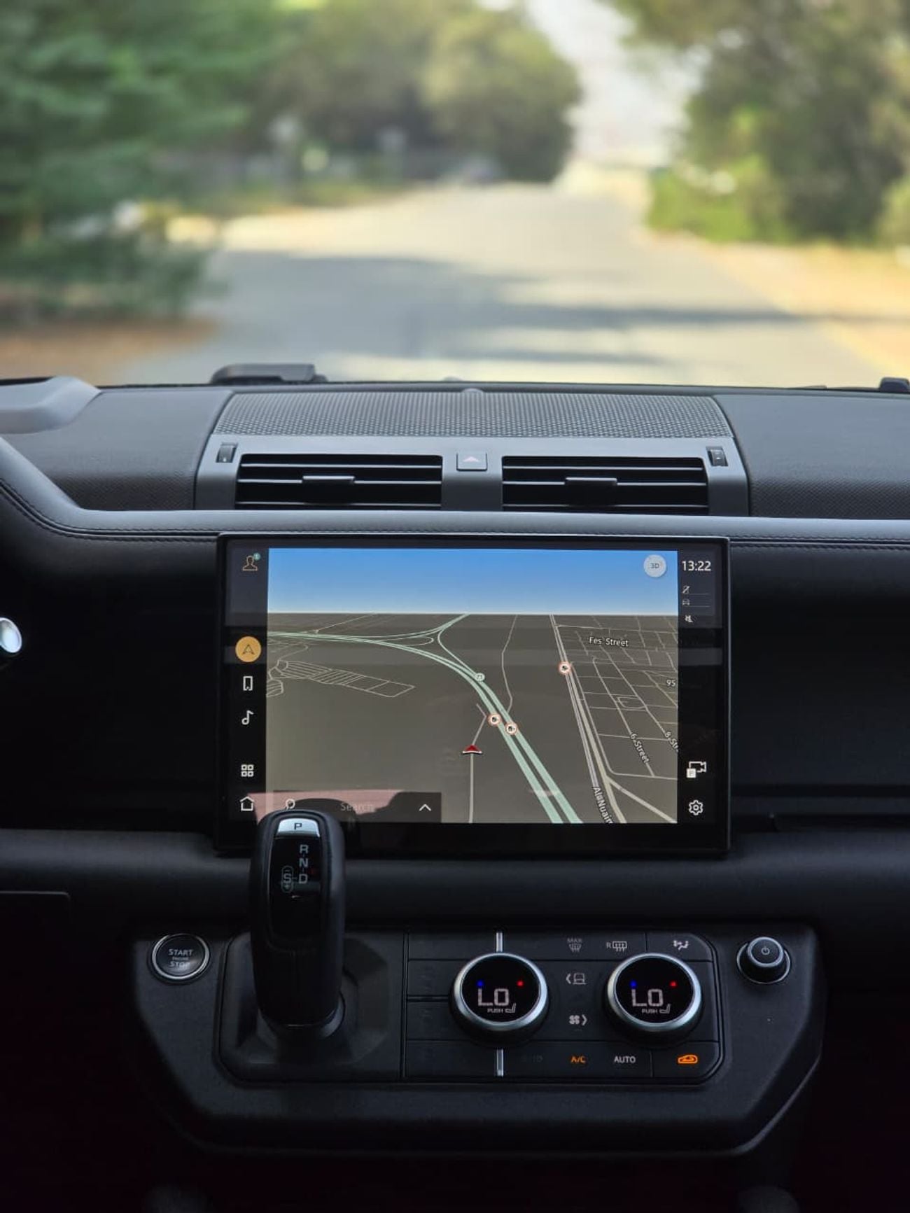 لاند روفر ديفندر 110 X P525 5.0L