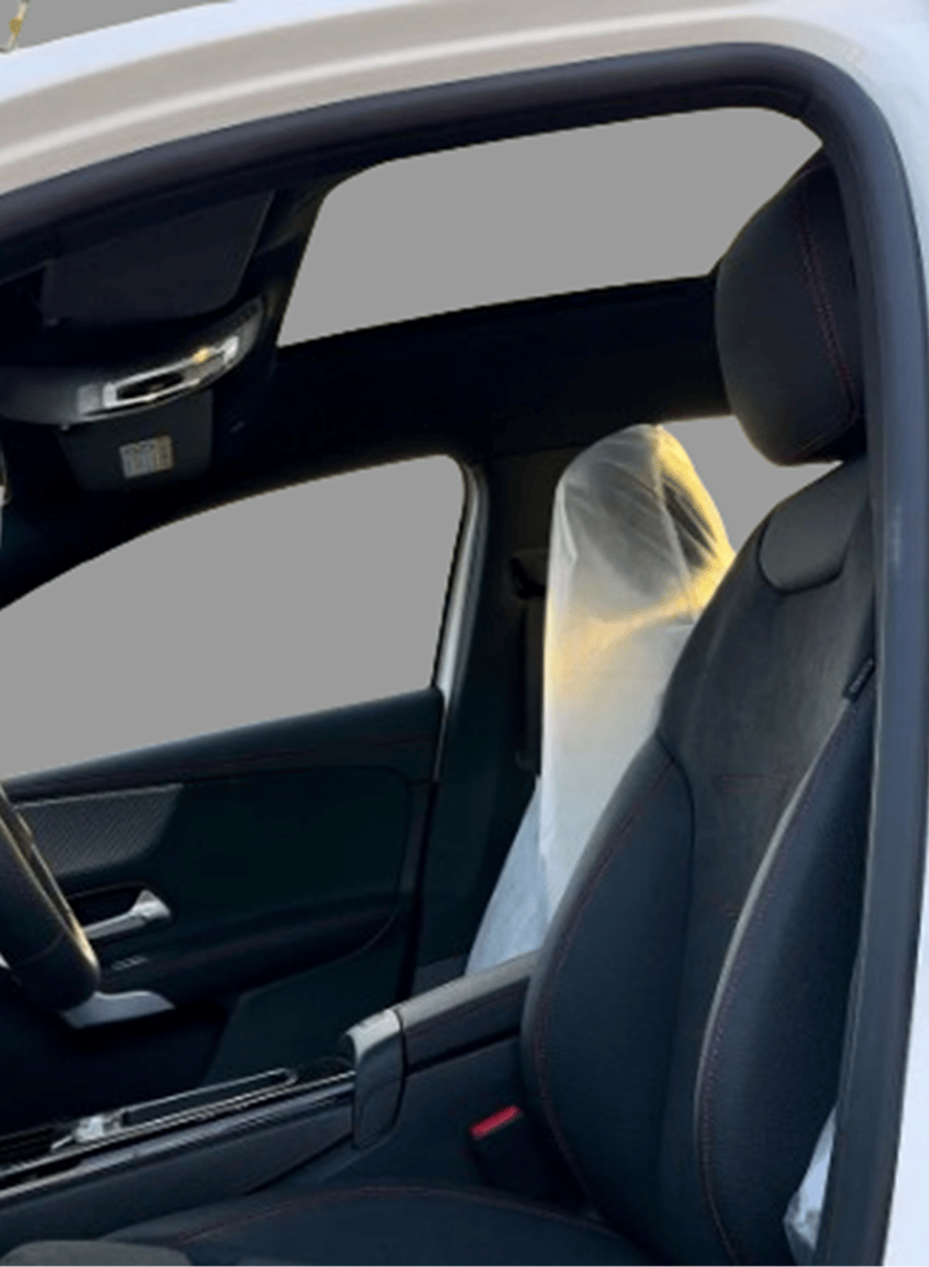 مرسيدس بنز A 200 L ECTGLD006 - 2025 Mercedes A200L - 1.3L Petrol Auto - White - Chinese