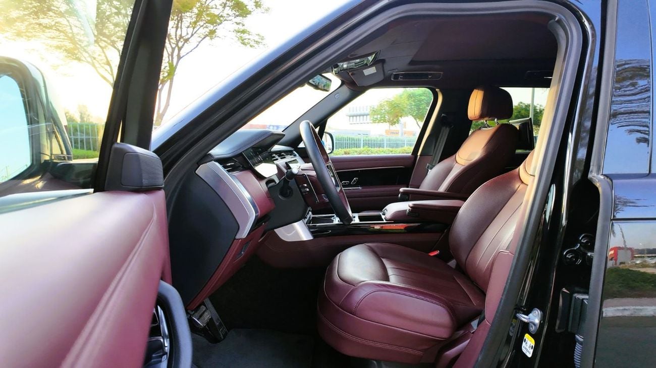 Land Rover Range Rover AUTOBIOGRAPHY P530 2023 Range Rover | 4.4L Twin-Turbo V8 | Under 400 KM | European Specs