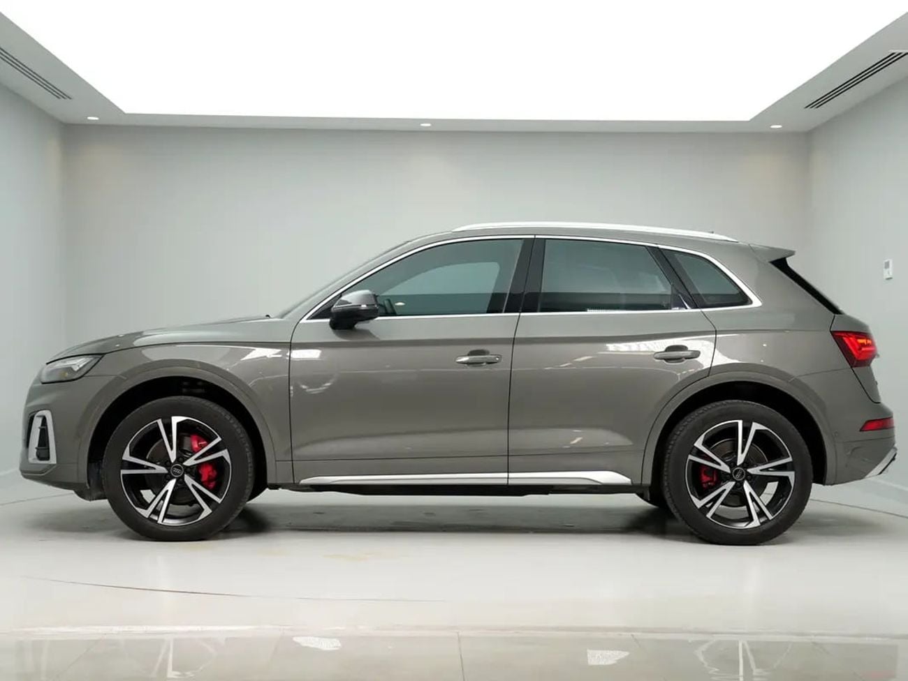 Audi Q5 45 TFSI PROGRESS GCC specs, Low Mileage S line quattro