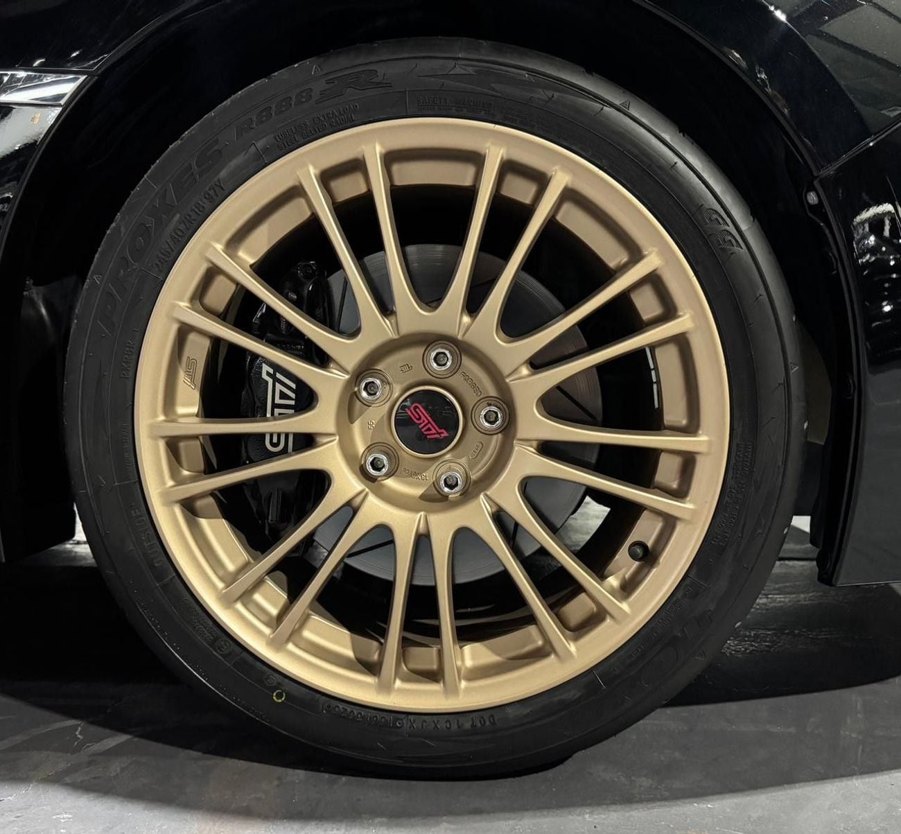 سوبارو إمبريزا WRX STI  | 2.5L | 6 Speed Manual