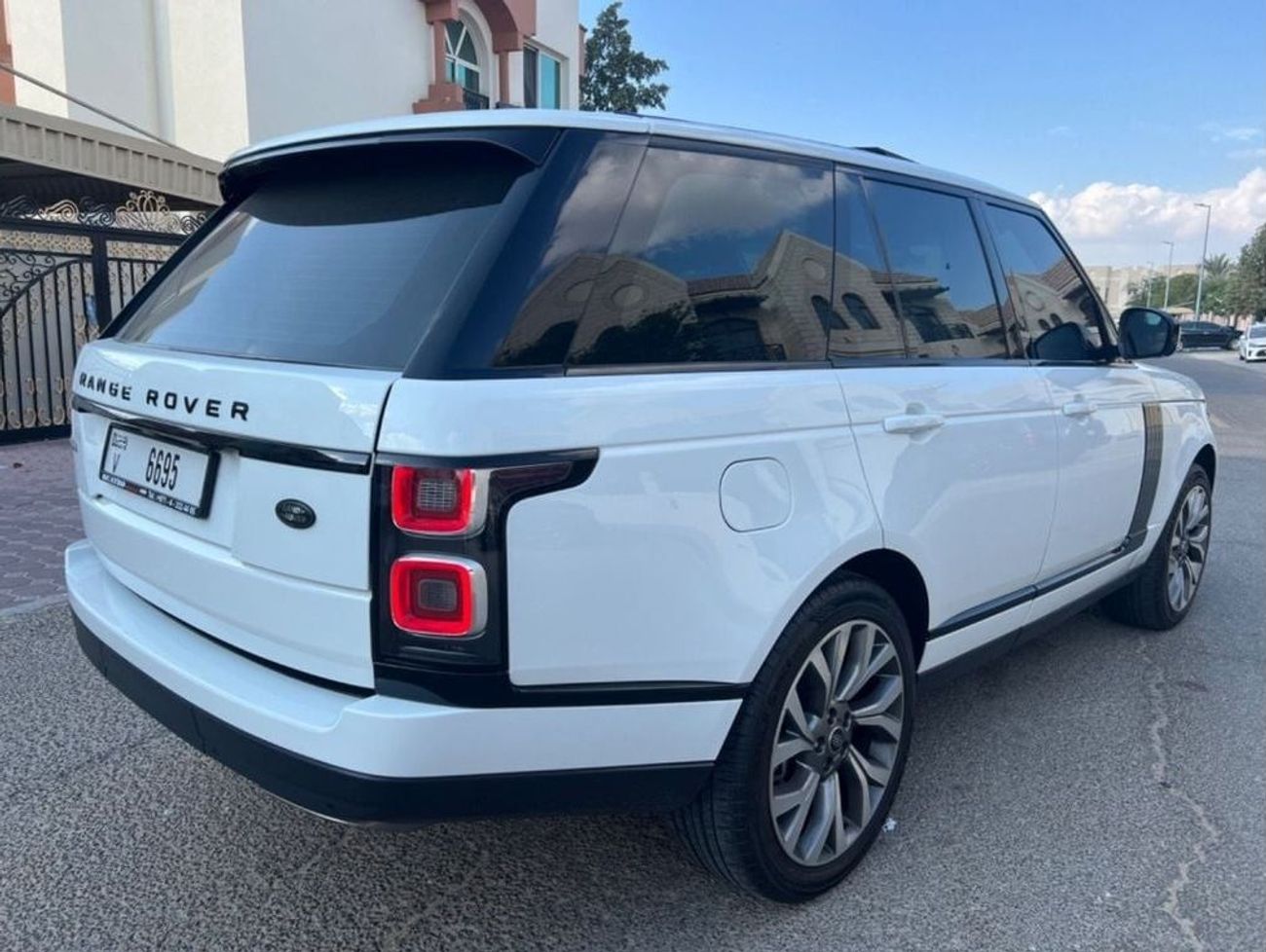 Land Rover Range Rover HSE 3.0L (375 HP)