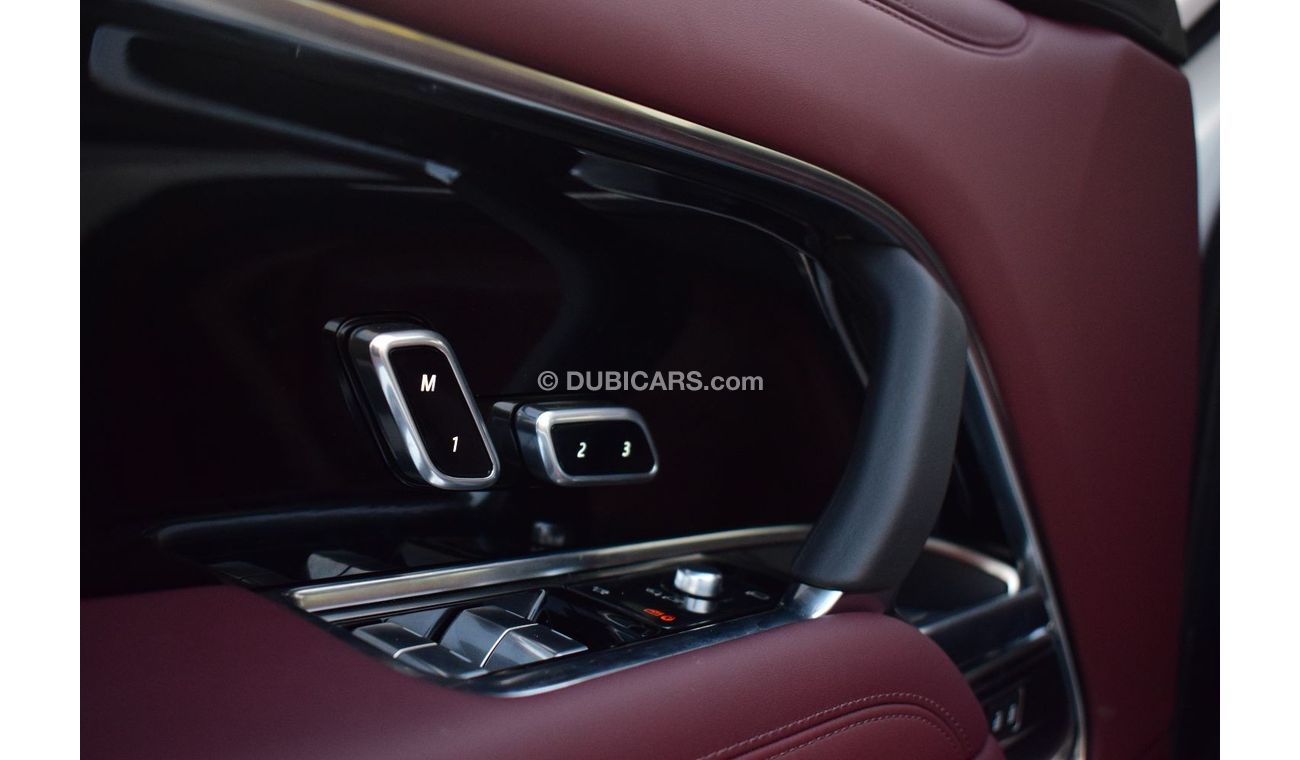 Land Rover Range Rover 2023 Land Rover Range Rover HSE V8