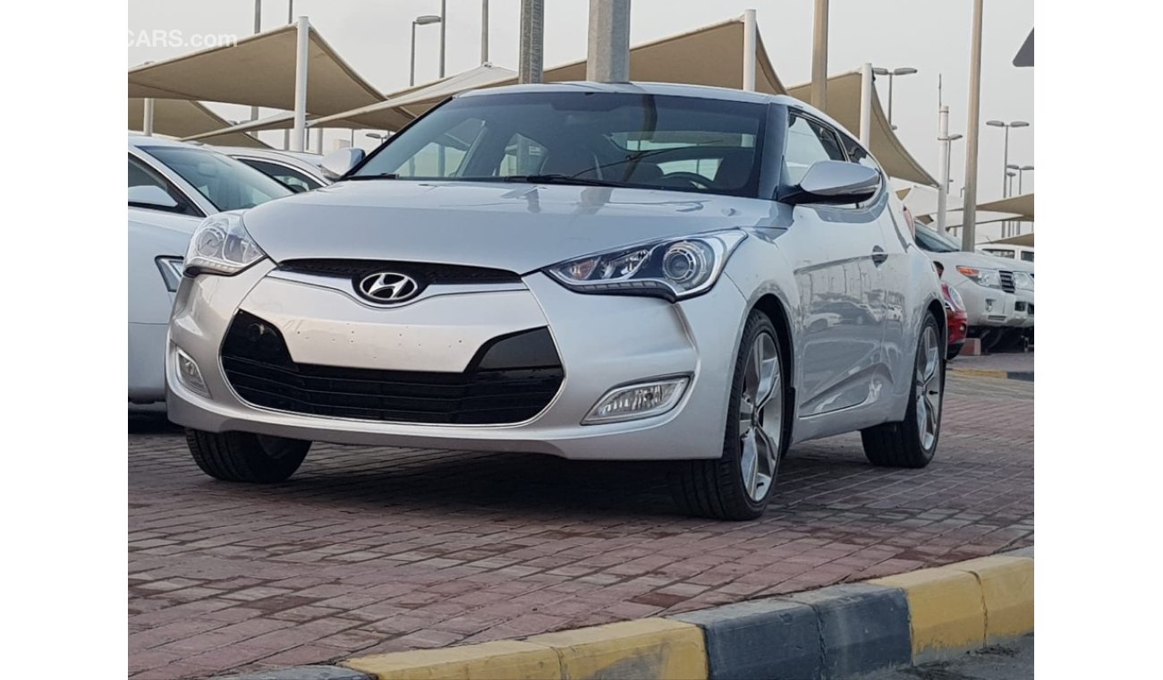 Hyundai Veloster Hyndai volesher model 2015 GCC car prefect condition full service full option low mileage panoramic