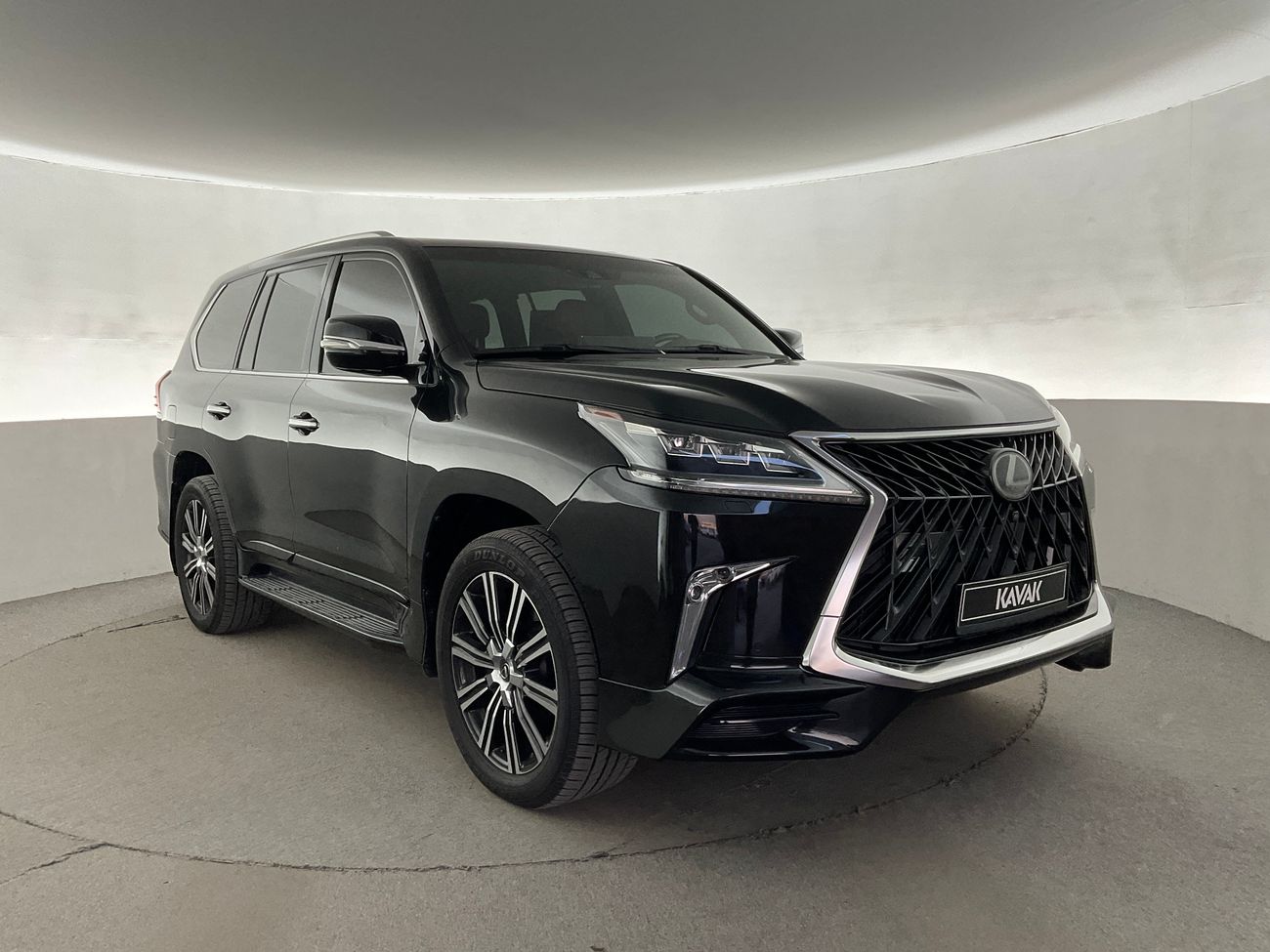 Lexus LX 570 Platinum | Guaranteed Warranty | 0 Down Payment