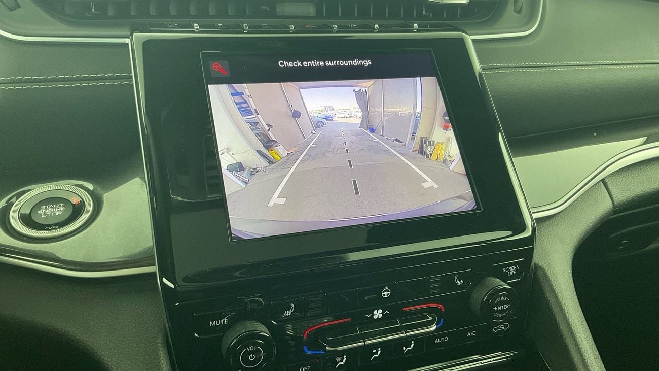 جيب جراند شيروكي Altitude | upto AED 20,000 Ramadan Discount | شامل الضمان | 0 ﺪﻔﻋﺓ ﺃﻮﻟﻯ