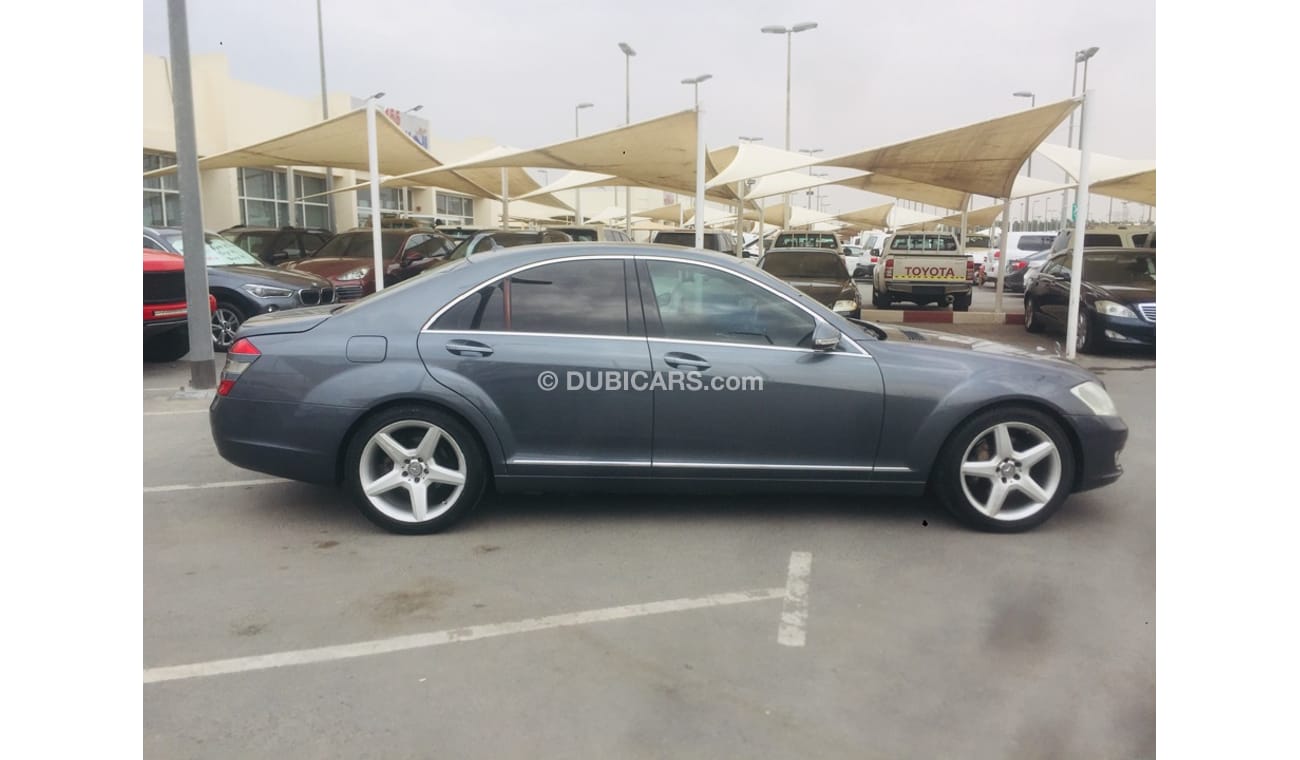 مرسيدس بنز S 350 مرسيدس  S350 موديل 2008 خليجي السياره بحاله ممتازه من الداخل والخارج ولا تحتاج اي مصروف