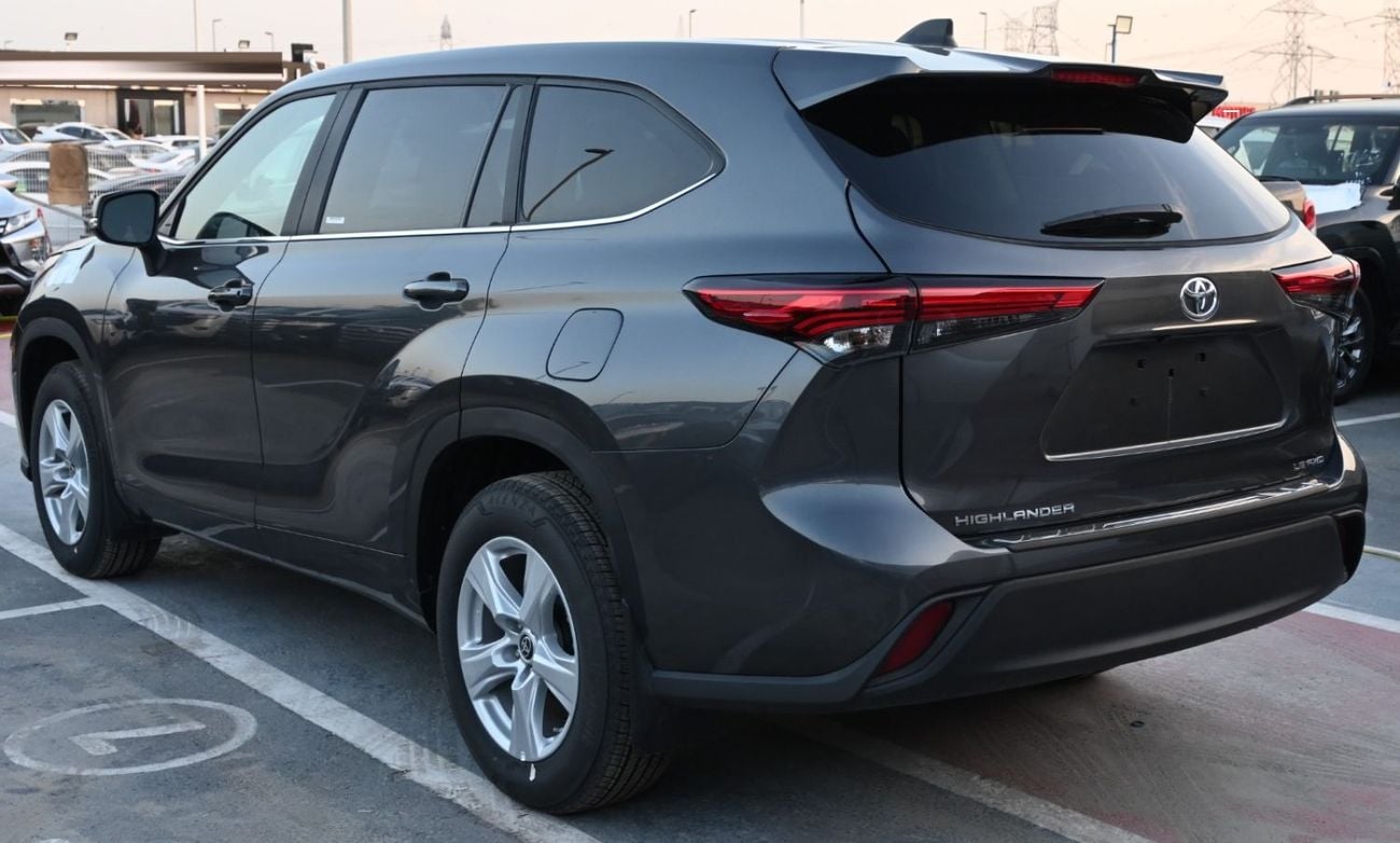 تويوتا هايلاندر Toyota Highlander 2023model 2.4L LE Turbo AWD Petrol engine Colour Grey Transmission Automatic Inter