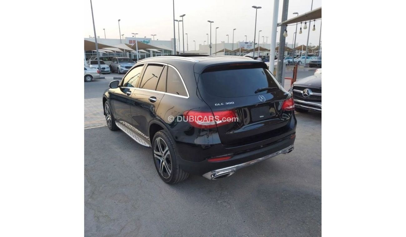 Mercedes-Benz GLC 300 AMG