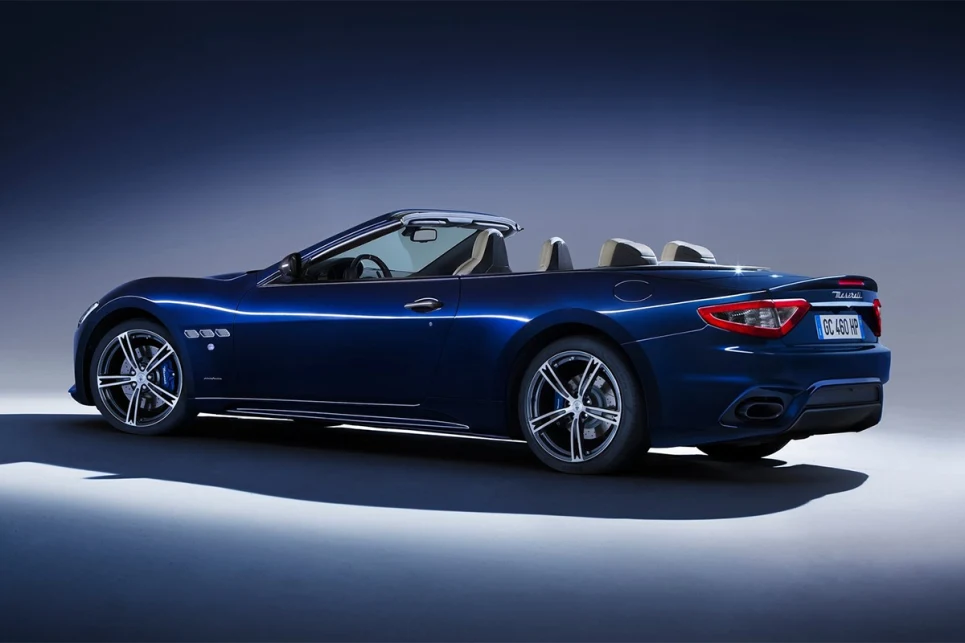 Maserati GranCabrio exterior - Side Profile