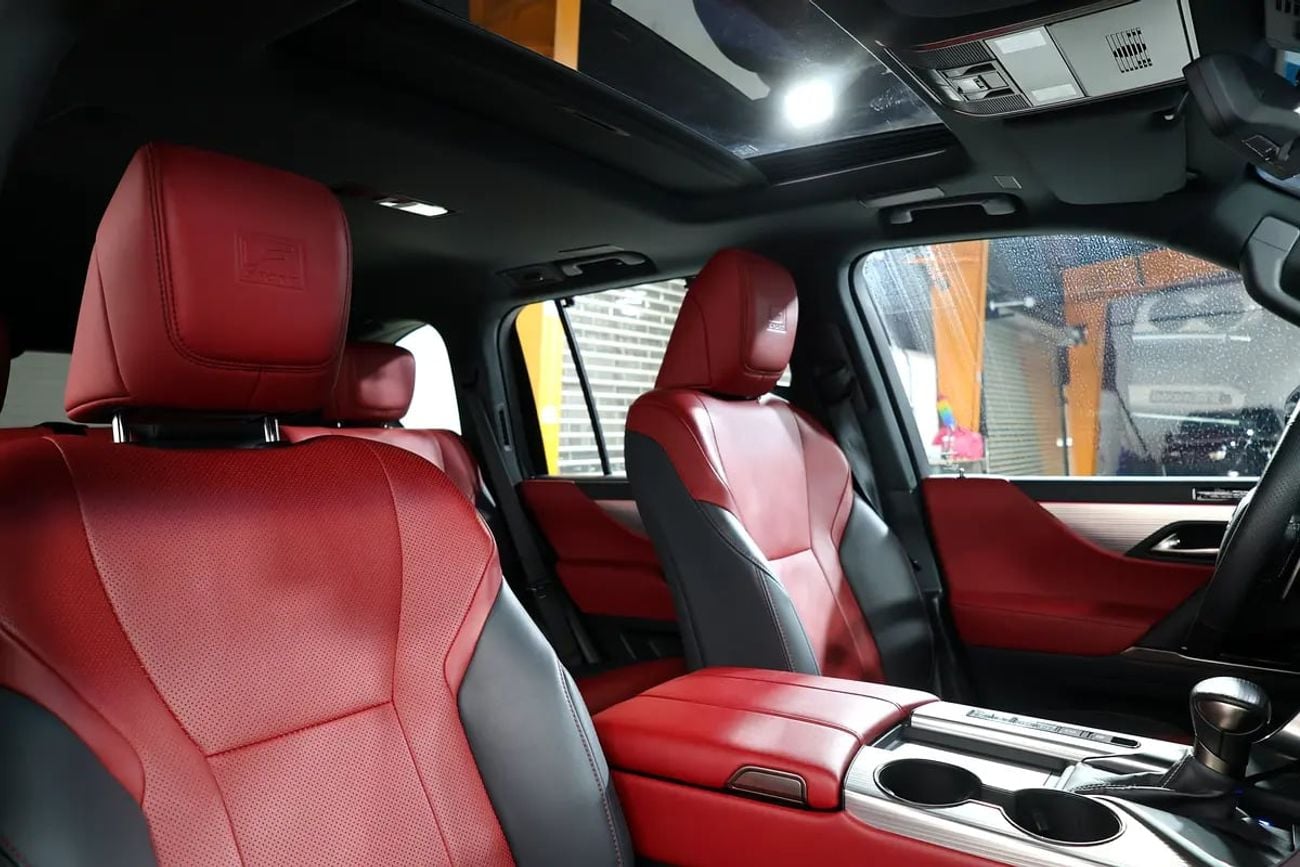 Lexus LX600 F SPORT | GCC SpecsI ALFUTTAIM WARRANTY | PERFECT CONDATION I FREE ACCIDENTS