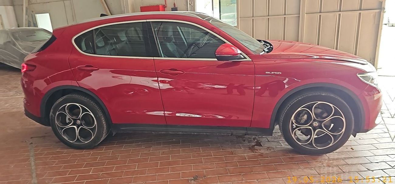 Alfa Romeo Stelvio SUPER 2.0