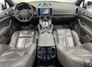 Porsche Cayenne 2018 Porsche Cayenne Platinum Edition, One Year Warranty, Service History, Excellent Condition, GCC